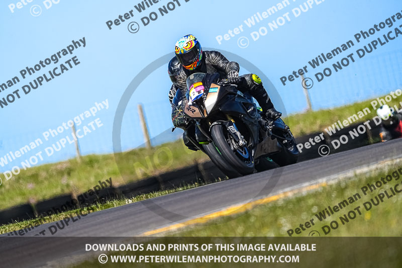 anglesey no limits trackday;anglesey photographs;anglesey trackday photographs;enduro digital images;event digital images;eventdigitalimages;no limits trackdays;peter wileman photography;racing digital images;trac mon;trackday digital images;trackday photos;ty croes